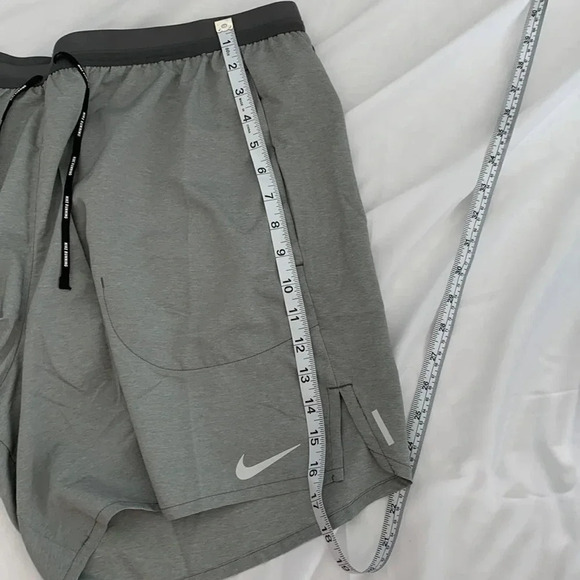 New! Nike Men's Dri-FIT Stride 7” Workout Training Lifting Running Shorts XXL - Picture 8 of 10